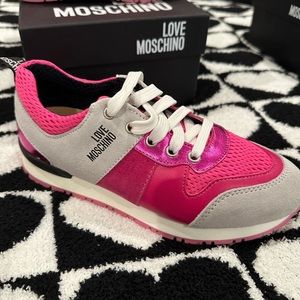 Love Moschino pink sneakers